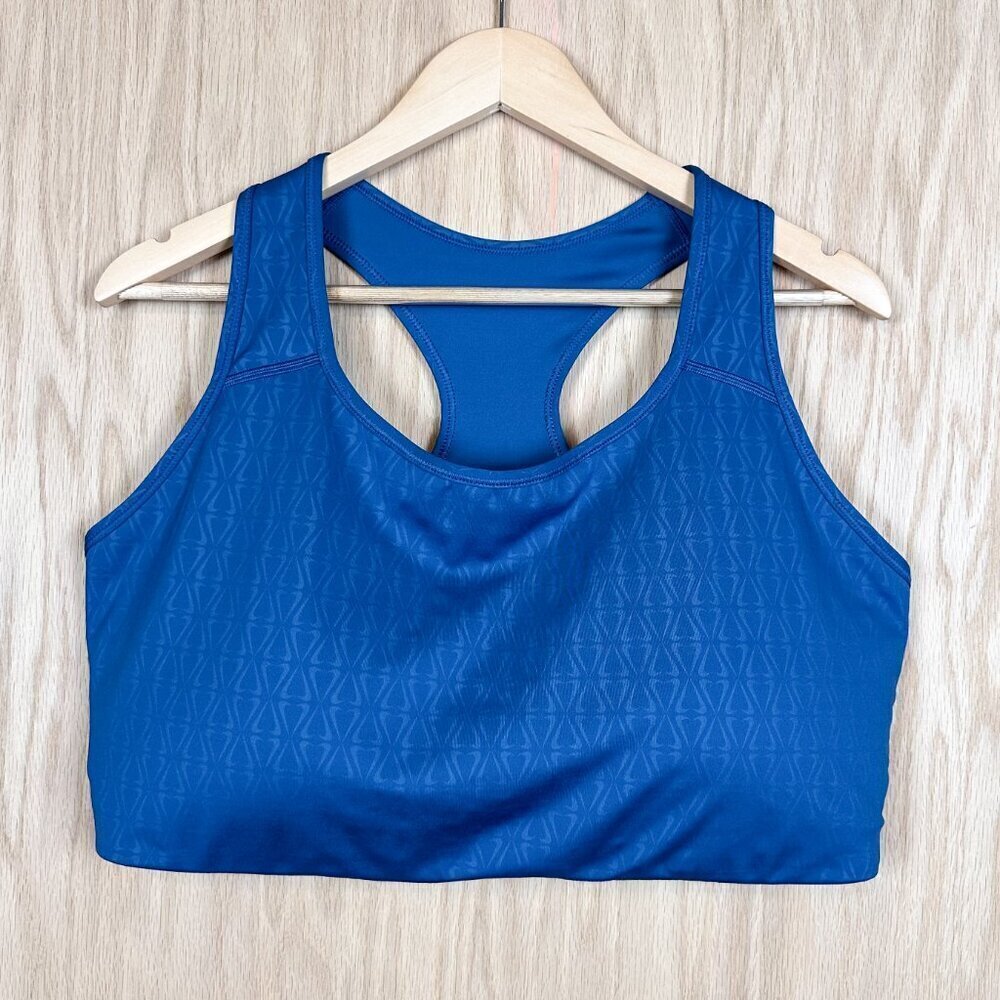 Nike Swoosh Medium-Support 1-Piece Pad Sports Bra (Plus Size) - Picture 1 of 7